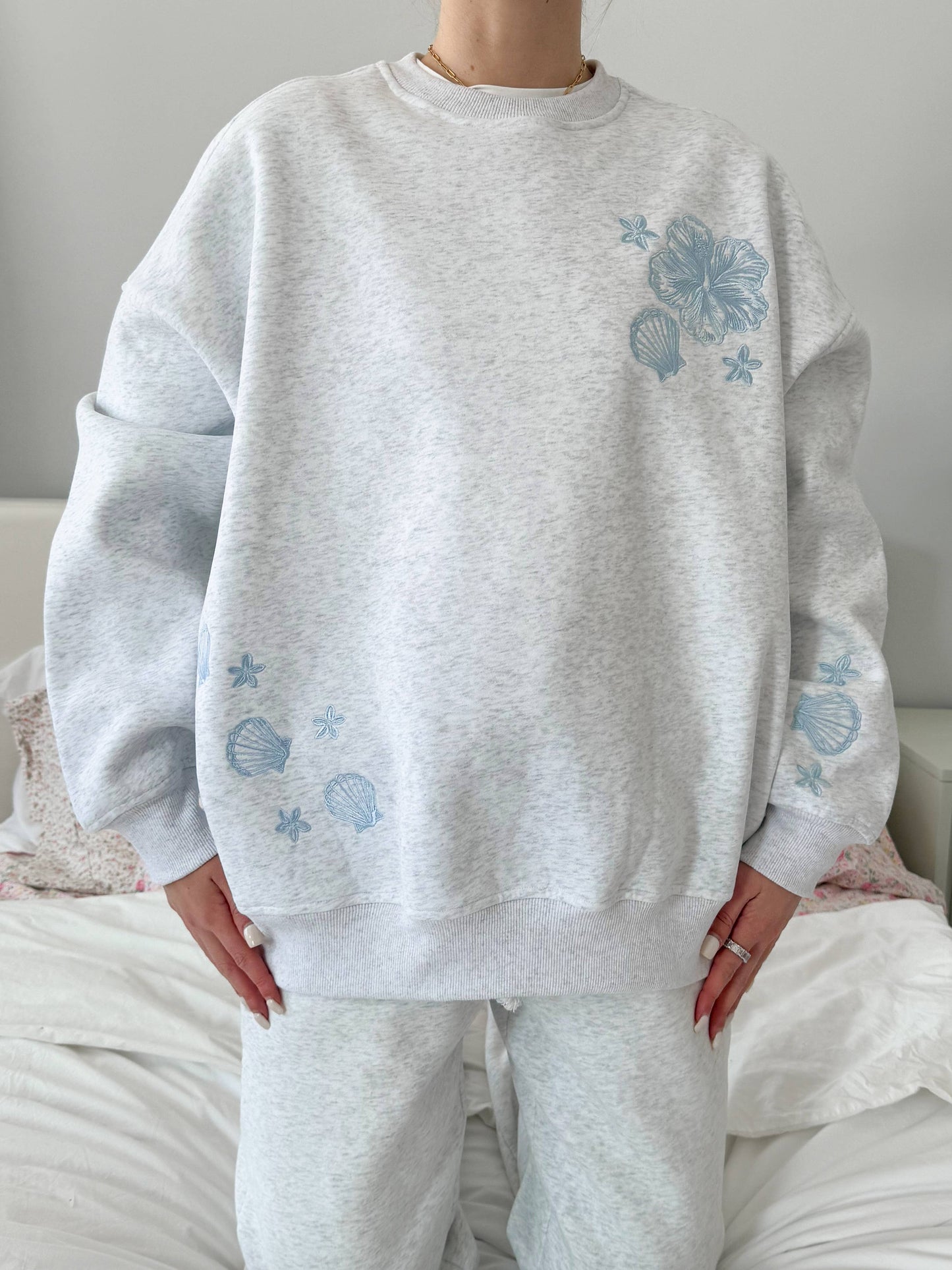 Tropical Embroider Sweatshirt