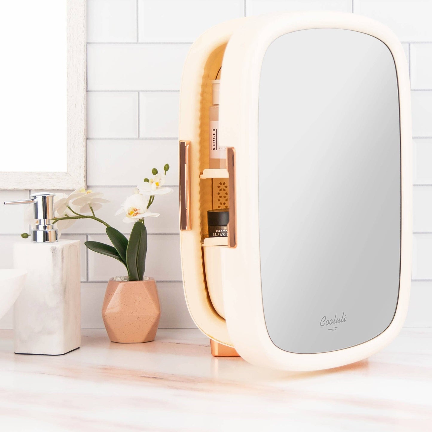 Beauty 12 Liter Mini Skincare Fridge: Pink
