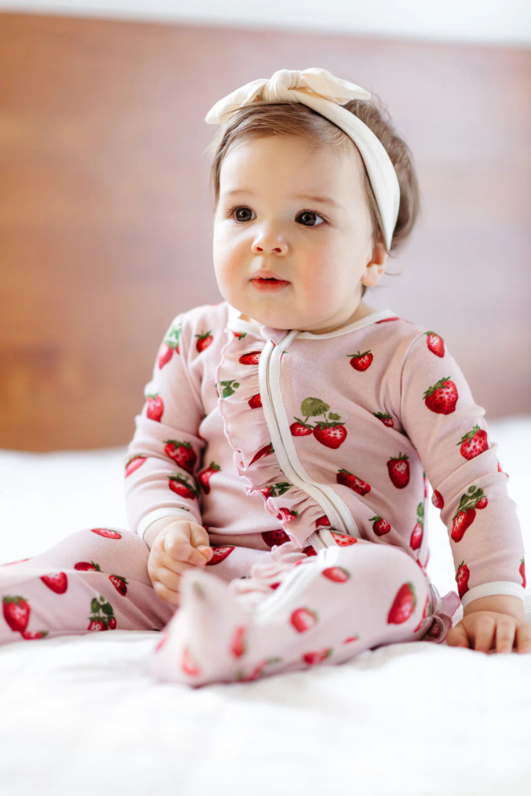 MB Ruffle Zip Footie - Strawberry