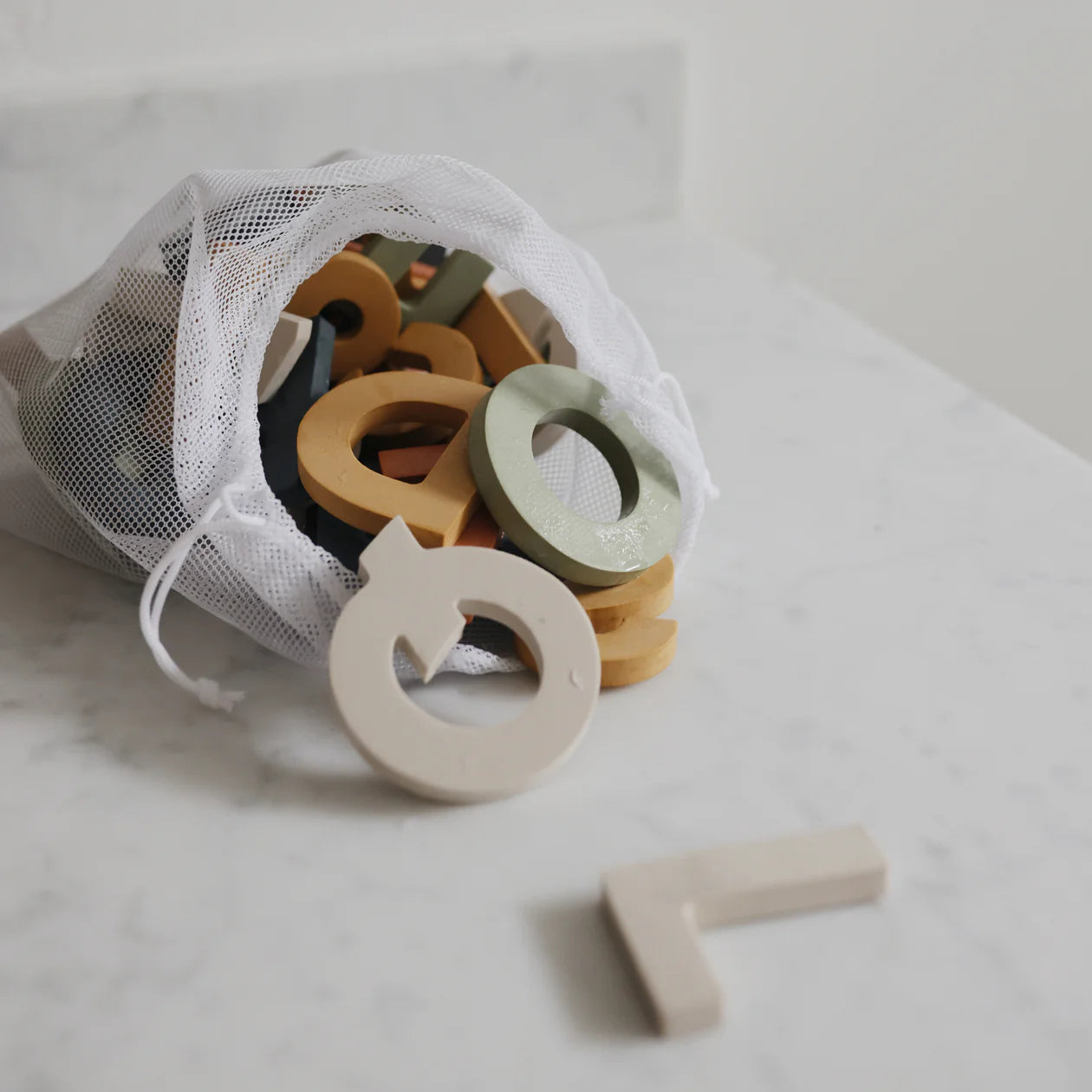 Letters & Numbers Bath Toy