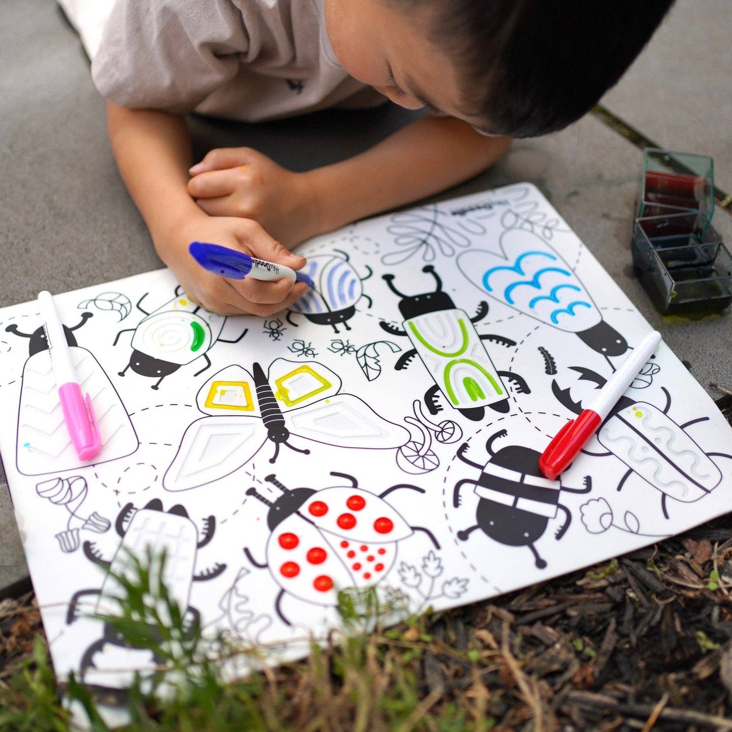Doodle Mat - Busy Bugs