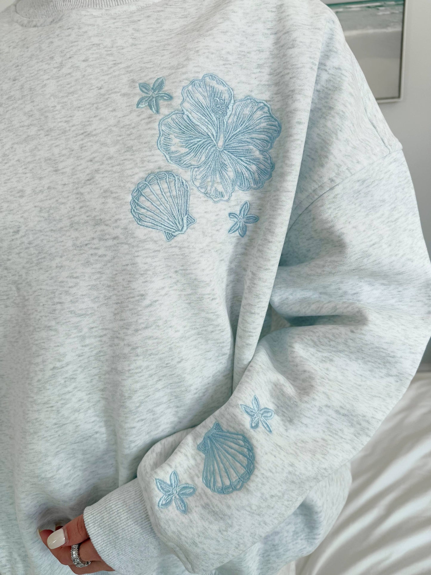 Tropical Embroider Sweatshirt