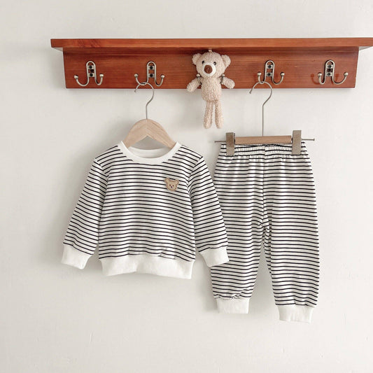 Striped Pattern Bear Patched Hoodie Set