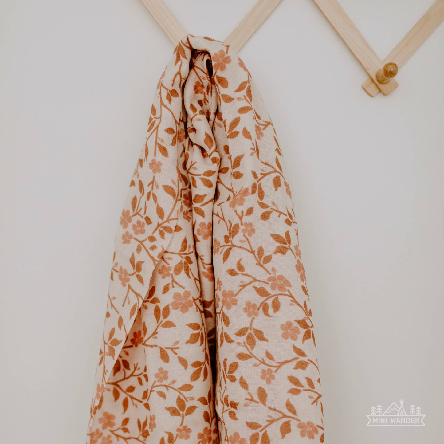 Muslin Swaddle – Magnolia Tree Peach