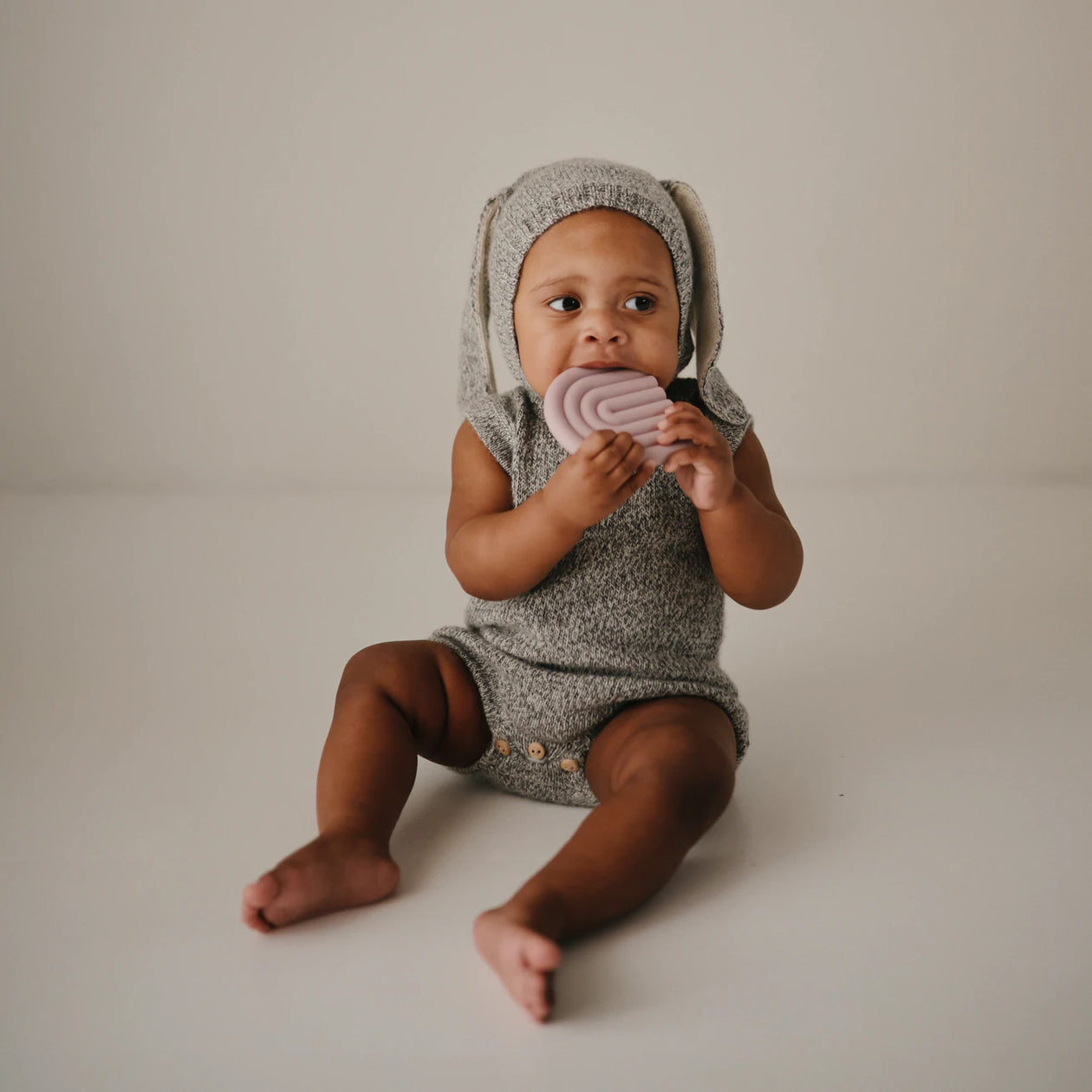 Mushie Rainbow Teether