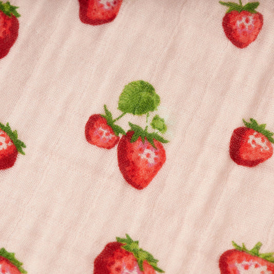 MB Organic Swaddle - Strawberry