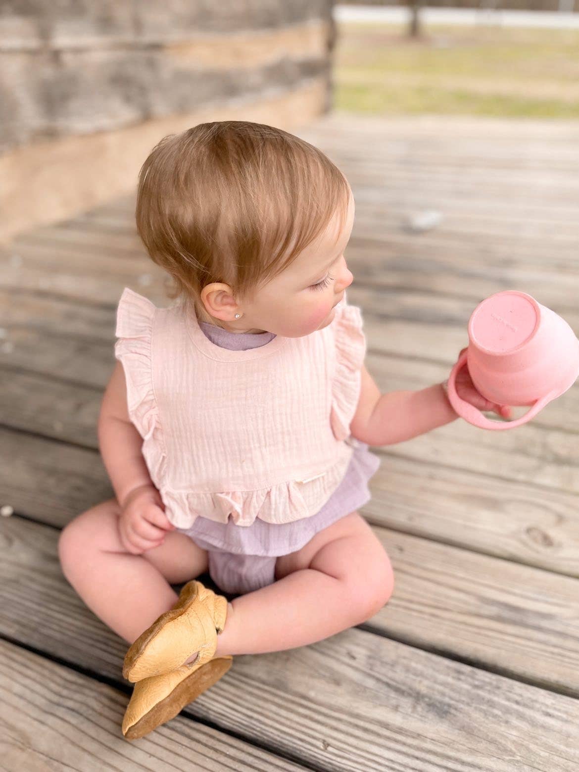 Muslin Cotton Ruffle Baby Bib - Pink