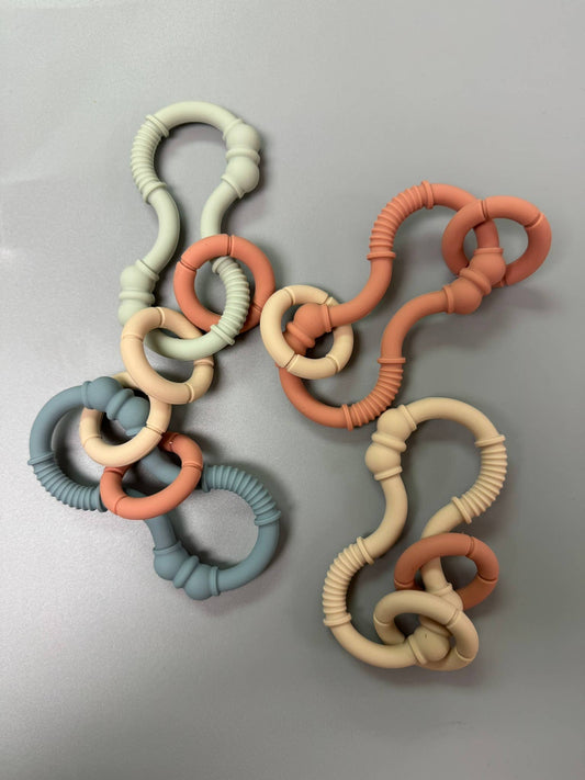 Twist Teether - Navajo Beige