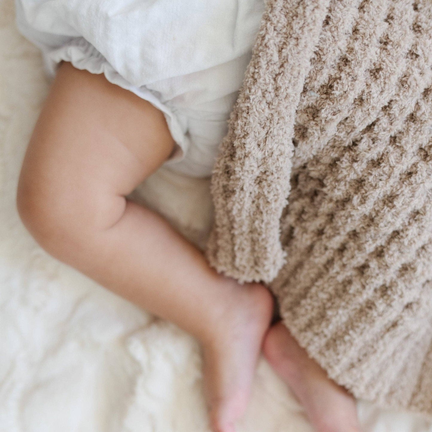 Waffle Knit Mini Blanket - Wisteria