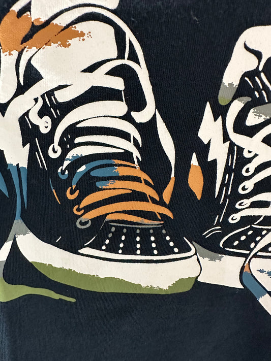 Sneaker Graphic Tee LS