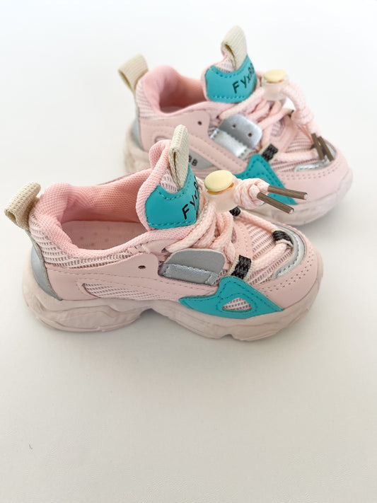 Chunky Monkey Sneakers in Pink